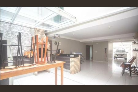 Casa à venda com 285m², 3 quartos e 6 vagas