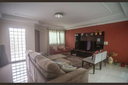Casa à venda com 285m², 3 quartos e 6 vagas