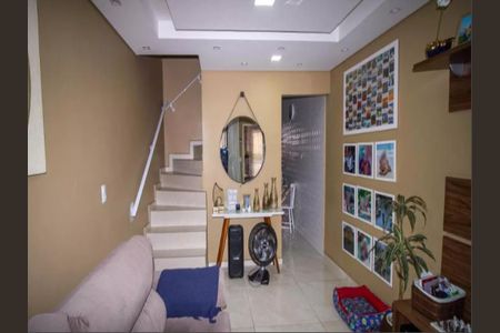 Casa à venda com 140m², 2 quartos e 1 vaga