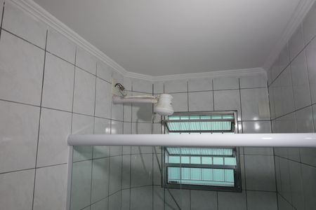 Casa à venda com 110m², 3 quartos e 2 vagasBanheiro