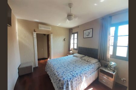 Casa à venda com 255m², 2 quartos e 2 vagas Casa à venda com 255m², 2 quartos e 2 vagasWhatsApp Image 2024-02-21 at 13.32