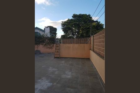 Casa à venda com 450m², 4 quartos e 2 vagas