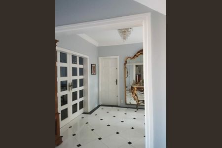Casa à venda com 450m², 4 quartos e 2 vagas