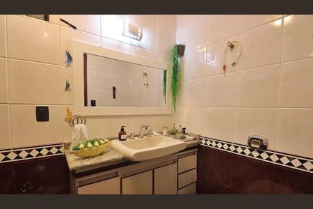 Casa à venda com 360m², 3 quartos e 2 vagas