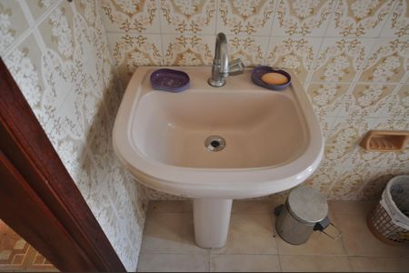 Casa à venda com 110m², 3 quartos e 1 vagaBanheiro Social