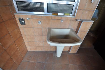 Casa à venda com 110m², 3 quartos e 1 vagaÁrea de Serviço