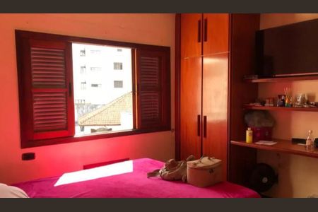 Casa à venda com 196m², 3 quartos e 5 vagas