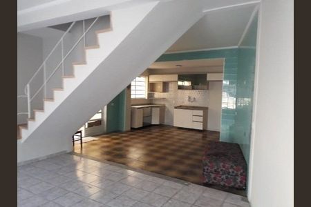 Casa à venda com 165m², 4 quartos e 2 vagas