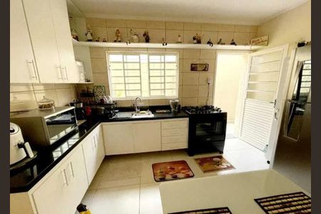 Casa à venda com 350m², 3 quartos e 2 vagas