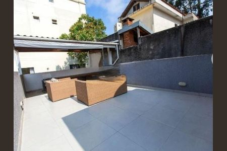 Casa à venda com 136m², 2 quartos e 2 vagas