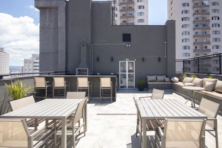 Apartamento à venda com 30m², 1 quarto e sem vaga Apartamento à venda com 30m², 1 quarto e sem vagaÁrea comum - Churrasqueira