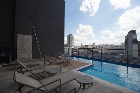 Apartamento à venda com 30m², 1 quarto e sem vaga Apartamento à venda com 30m², 1 quarto e sem vagaÁrea comum - Piscina