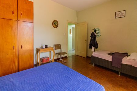 Casa à venda com 90m², 3 quartos e sem vaga Casa à venda com 90m², 3 quartos e sem vagaQuarto 1