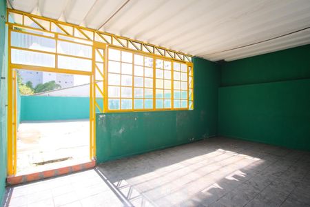 Casa à venda com 320m², 3 quartos e 4 vagasÁrea de Serviço