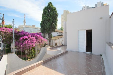 Casa à venda com 320m², 3 quartos e 4 vagasVaranda do Quarto 1 e 2