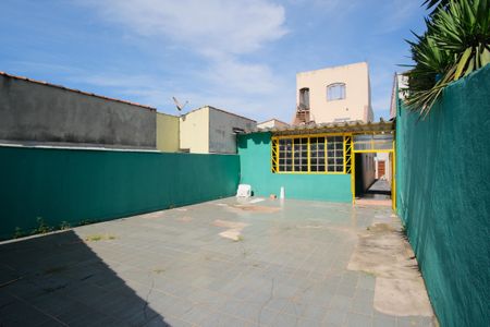 Casa à venda com 320m², 3 quartos e 4 vagasQuintal