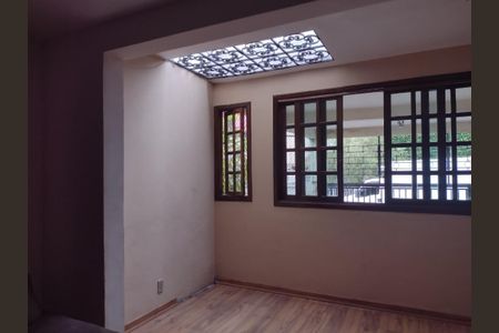 Casa à venda com 347m², 3 quartos e 3 vagas