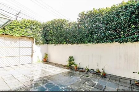 Casa à venda com 234m², 3 quartos e 4 vagas