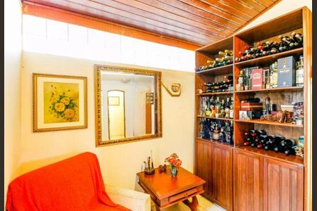Casa à venda com 234m², 3 quartos e 4 vagas