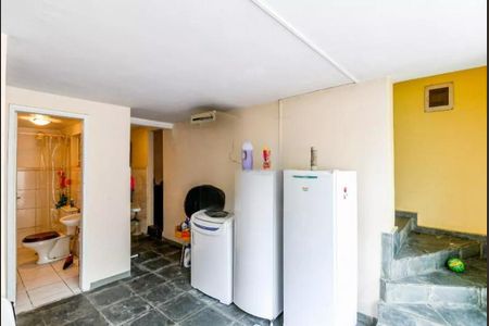 Casa à venda com 234m², 3 quartos e 4 vagas