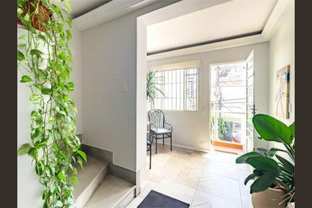 Casa à venda com 209m², 11 quartos e 1 vaga