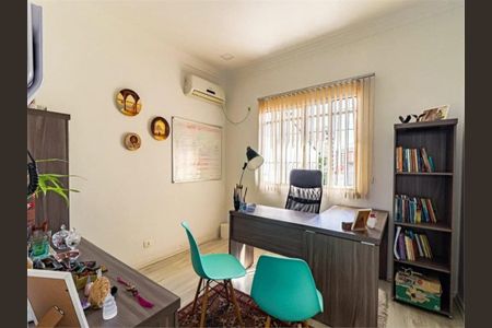 Casa à venda com 209m², 11 quartos e 1 vaga