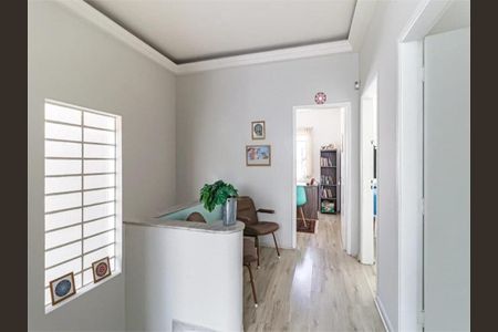Casa à venda com 209m², 11 quartos e 1 vaga