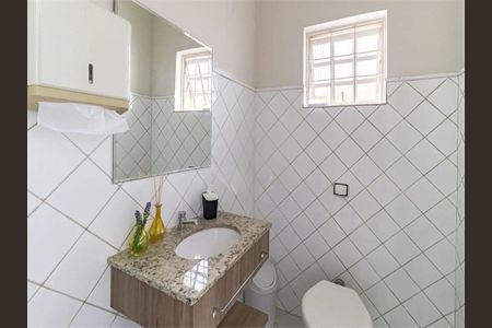 Casa à venda com 209m², 11 quartos e 1 vaga
