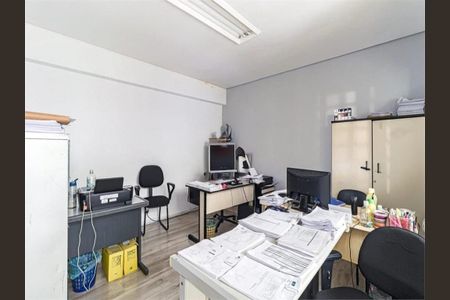 Casa à venda com 209m², 11 quartos e 1 vaga