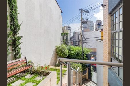 Casa à venda com 209m², 11 quartos e 1 vaga