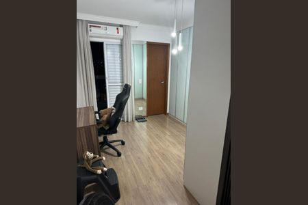 Casa à venda com 180m², 3 quartos e 4 vagas