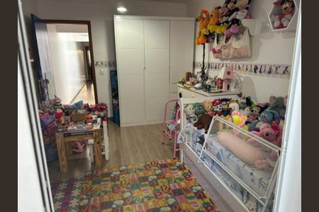 Casa à venda com 180m², 3 quartos e 4 vagas