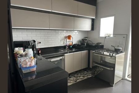 Casa à venda com 180m², 3 quartos e 4 vagas