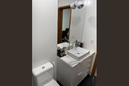 Casa à venda com 180m², 3 quartos e 4 vagas