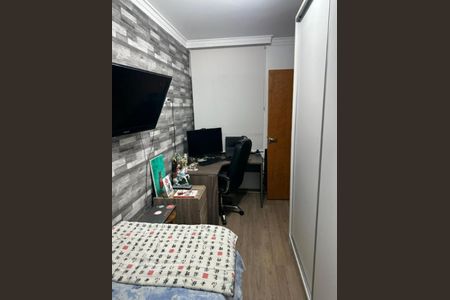 Casa à venda com 180m², 3 quartos e 4 vagas