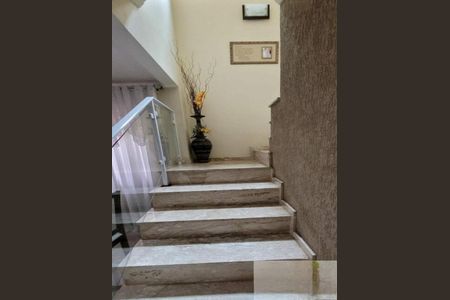 Casa à venda com 150m², 4 quartos e 2 vagas