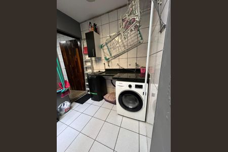 Casa à venda com 92m², 2 quartos e 1 vaga