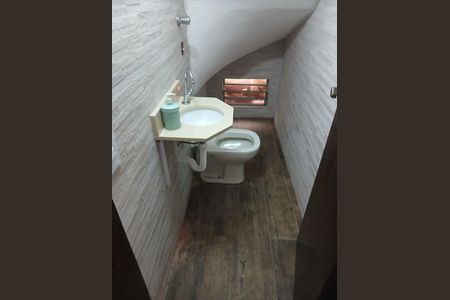 Casa à venda com 100m², 3 quartos e 2 vagas