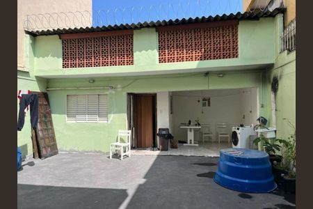 Casa à venda com 200m², 3 quartos e 3 vagas
