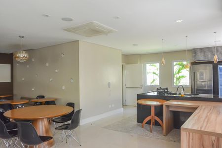 Apartamento à venda com 100m², 2 quartos e 2 vagas Apartamento à venda com 100m², 2 quartos e 2 vagasÁrea comum - Salão de festas