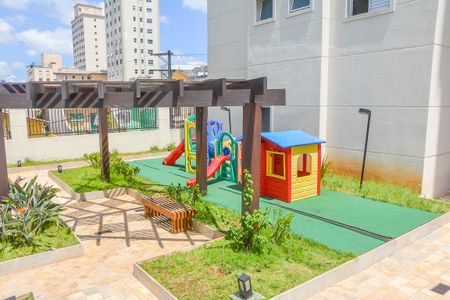 Apartamento à venda com 100m², 2 quartos e 2 vagas Apartamento à venda com 100m², 2 quartos e 2 vagasÁrea comum - Playground