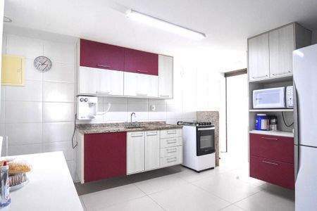 Apartamento à venda com 344m², 4 quartos e 3 vagas