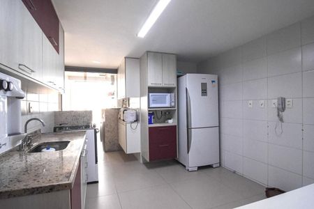 Apartamento à venda com 344m², 4 quartos e 3 vagas