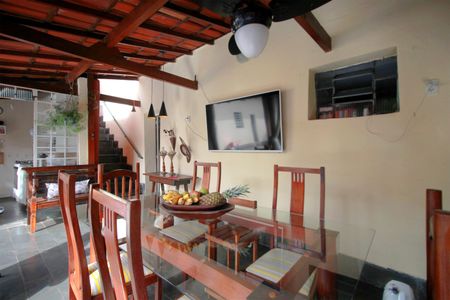 Casa à venda com 226m², 4 quartos e 2 vagasVaranda Gourmet