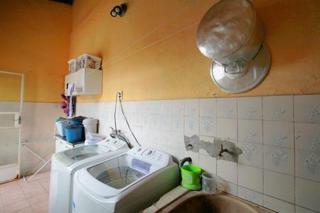 Casa à venda com 226m², 4 quartos e 2 vagasÁrea de Serviço