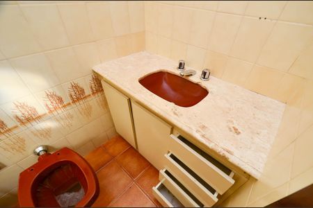 Apartamento à venda com 105m², 4 quartos e 2 vagas Apartamento à venda com 105m², 4 quartos e 2 vagasBanheiro suite