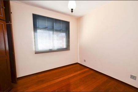 Apartamento à venda com 105m², 4 quartos e 2 vagas Apartamento à venda com 105m², 4 quartos e 2 vagasQuarto4/suite