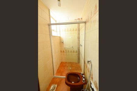 Apartamento à venda com 105m², 4 quartos e 2 vagas Apartamento à venda com 105m², 4 quartos e 2 vagasBanheiro suite