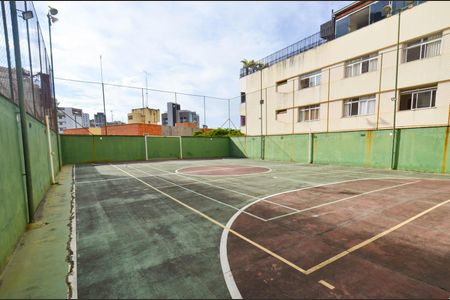 Apartamento à venda com 105m², 4 quartos e 2 vagas Apartamento à venda com 105m², 4 quartos e 2 vagasQuadra esportes