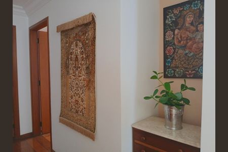 Apartamento à venda com 234m², 4 quartos e 3 vagas Apartamento à venda com 234m², 4 quartos e 3 vagasSala